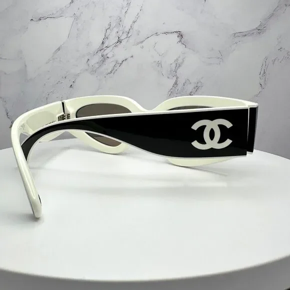 New CHANEL Sunglasses - Picture 11 of 16
